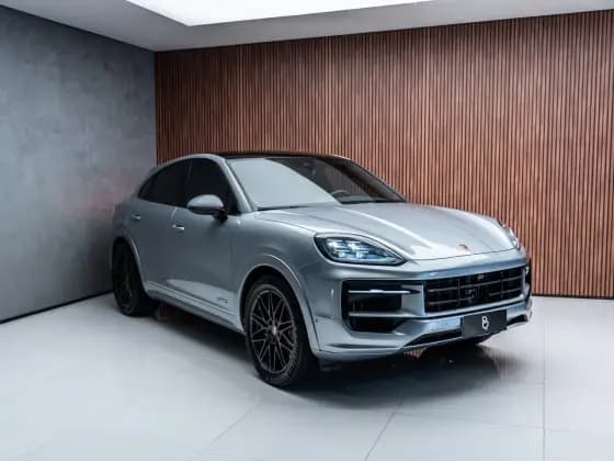 Carro 4.0 V8 GASOLINA GTS COUPÉ AWD TIPTRONIC S