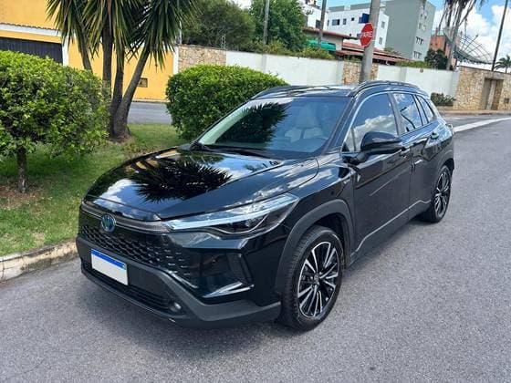 Carro 1.8 VVT-I HYBRID FLEX XRX CVT