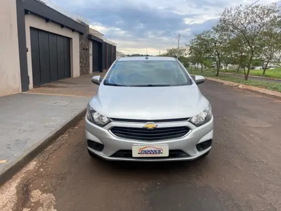 Carro 1.4 MPFI LT 8V FLEX 4P MANUAL
