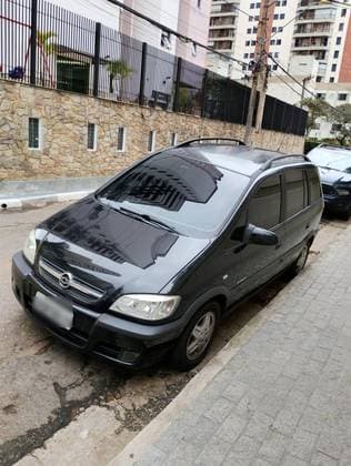Carro 2.0 MPFI ELEGANCE 8V FLEX 4P AUTOMÁTICO