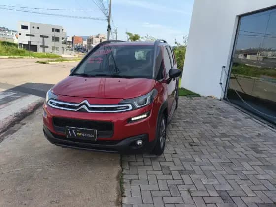 Carro 1.6 VTI 120 FLEX LIVE EAT6