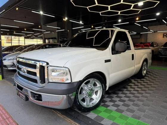 Carro 3.9 XL S DUTY 4X2 CS DIESEL 2P MANUAL