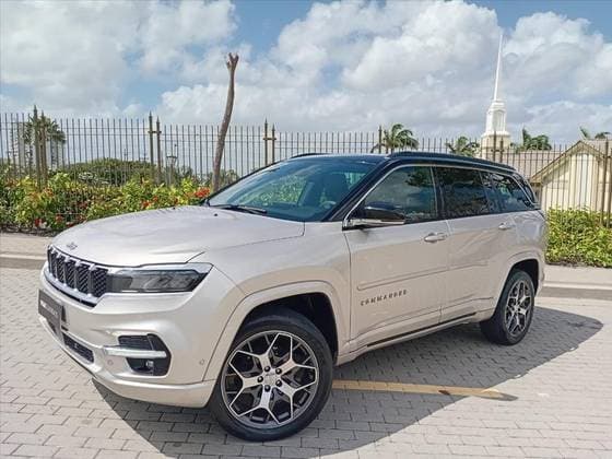 Carro 2.0 TD380 TURBO DIESEL OVERLAND AT9