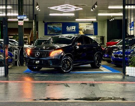 Carro 3.0 V6 GASOLINA HIGHWAY COUPÉ 4MATIC 9G-TRONIC
