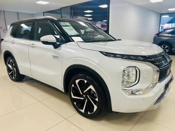 Carro 2.4 PHEV SIGNATURE S-AWC DHT