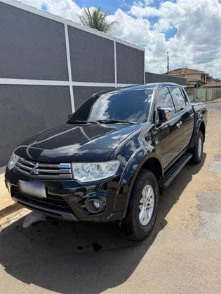 Carro 3.2 HPE 4X4 CD 16V TURBO INTERCOOLER DIESEL 4P AUTOMÁTICO