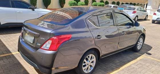 Carro 1.6 16V FLEXSTART UNIQUE 4P XTRONIC
