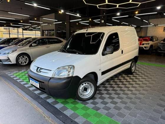 Carro 1.6 FURGÃO 800KG 16V FLEX 3P MANUAL