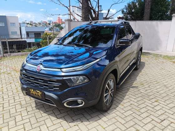 Carro 2.0 16V TURBO DIESEL VOLCANO 4WD AT9