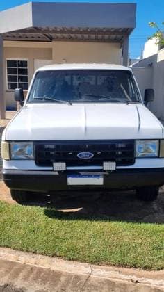 Carro 3.9 ENGERAUTO CD 8V DIESEL 2P MANUAL