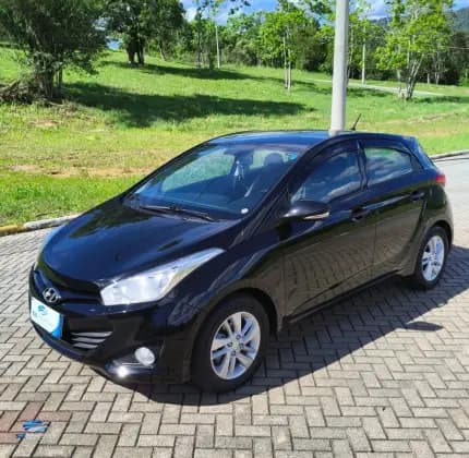 Carro 1.6 PREMIUM 16V FLEX 4P MANUAL