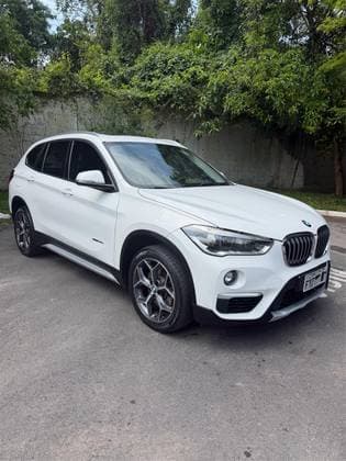 Carro 2.0 16V TURBO ACTIVEFLEX SDRIVE20I X-LINE 4P AUTOMÁTICO