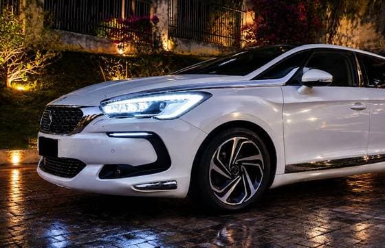 Carro 1.6 THP GASOLINA SO CHIC BVA