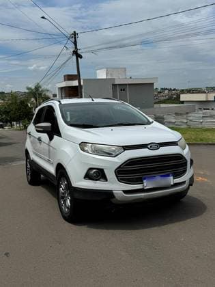 Carro 1.6 FREESTYLE 16V FLEX 4P MANUAL