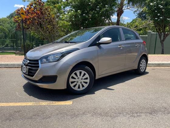 Carro 1.0 COMFORT STYLE 12V TURBO FLEX 4P MANUAL