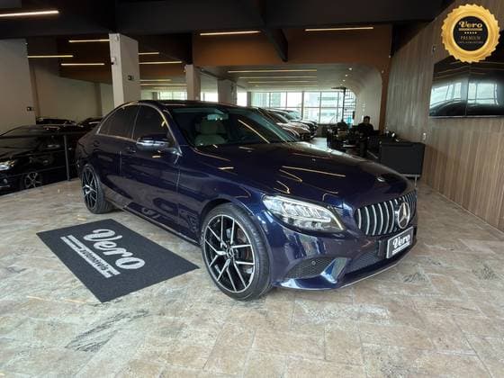 Carro 1.6 CGI FLEX AVANTGARDE 9G-TRONIC