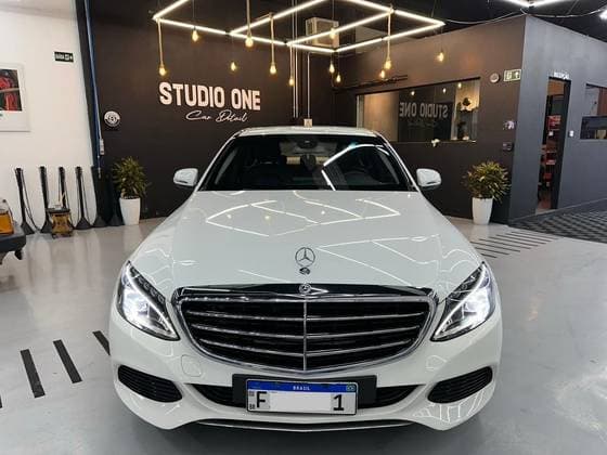 Carro 1.6 CGI FLEX EXCLUSIVE 9G-TRONIC