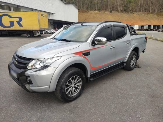 Carro 2.4 16V TURBO DIESEL SPORT HPE-S CD 4P 4X4 AUTOMÁTICO