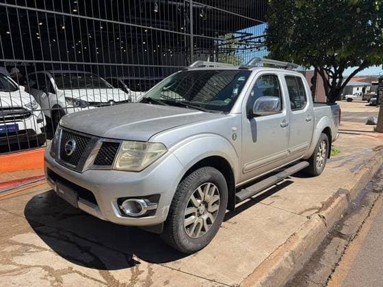 Carro 2.5 SL 10 ANOS 4X4 CD TURBO ELETRONIC DIESEL 4P AUTOMÁTICO