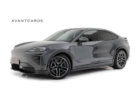 Carro 113,2 KW TURBO ELÉTRICO COUPÉ AWD