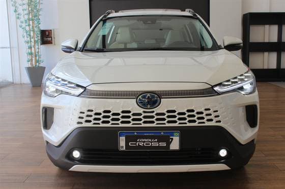 Carro 1.8 VVT-I HYBRID FLEX XRX CVT