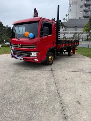 Carro 2.8 TURBO DIESEL CHASSI 4X2 MANUAL
