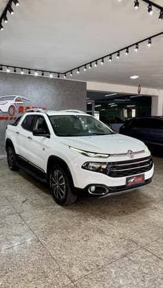 Carro 2.0 16V TURBO DIESEL VOLCANO 4WD AT9