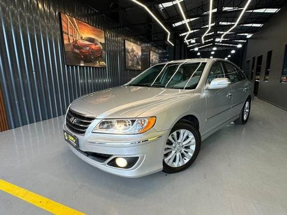 Carro 3.3 MPFI GLS SEDAN V6 24V GASOLINA 4P AUTOMÁTICO