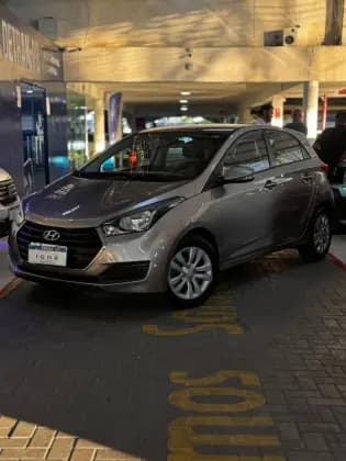 Carro 1.0 COMFORT 12V FLEX 4P MANUAL