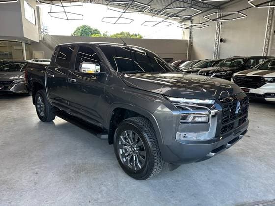Carro 2.4 BITURBO DIESEL CD HPE 4X4 AUTOMÁTICO