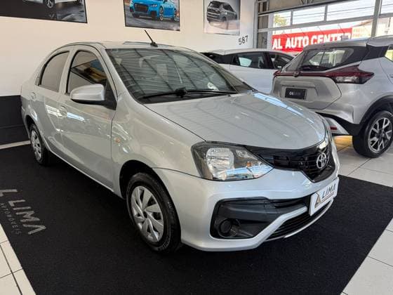 Carro 1.5 X SEDAN 16V FLEX 4P AUTOMÁTICO
