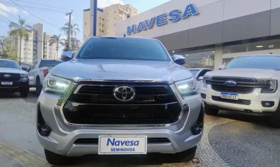 Carro 2.8 D-4D TURBO DIESEL CD SRX 4X4 AUTOMÁTICO