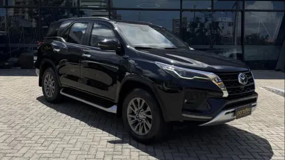 Carro 2.8 D-4D TURBO DIESEL SRX 7L 4X4 AUTOMÁTICO