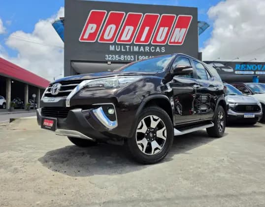 Carro 2.8 SRX DIAMOND 4X4 7 LUGARES 16V TURBO INTERCOOLER DIESEL 4P AUTOMÁTICO