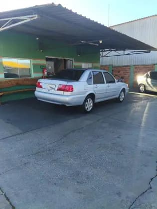 Carro 1.8 MI 8V ÁLCOOL 4P MANUAL