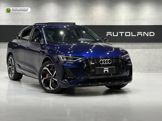 Carro ELÉTRICO SPORTBACK PERFORMANCE BLACK QUATTRO