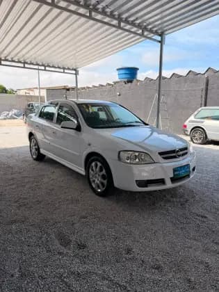 Carro 2.0 MPFI ADVANTAGE SEDAN 8V FLEX 4P MANUAL