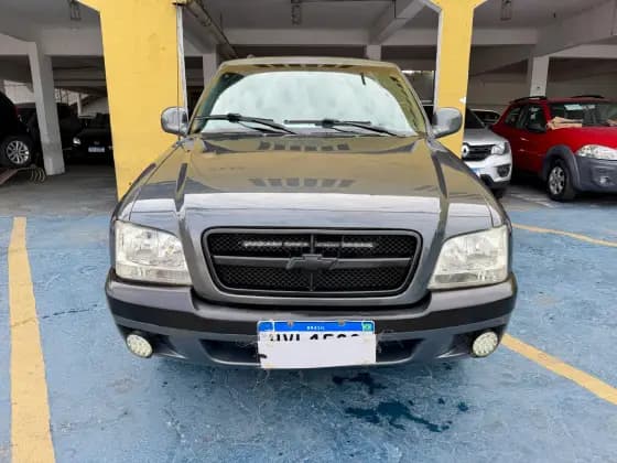 Carro 2.4 MPFI ADVANTAGE 4X2 8V GASOLINA 4P MANUAL