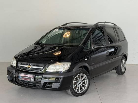 Carro 2.0 MPFI COMFORT 8V FLEX 4P MANUAL