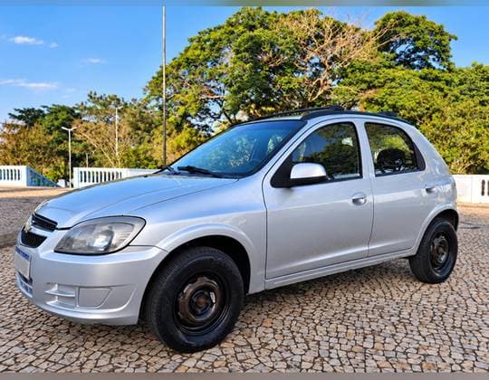 Carro 1.0 MPFI LT 8V FLEX 4P MANUAL