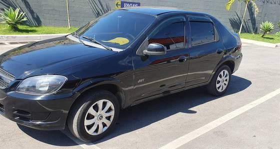 Carro 1.0 MPFI VHCE JOY 8V FLEX 4P MANUAL