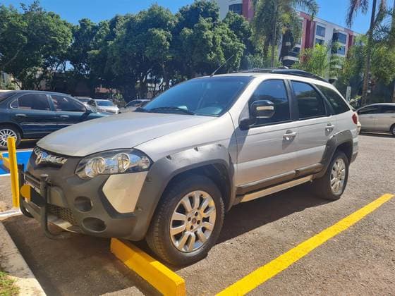 Carro 1.8 MPI ADVENTURE WEEKEND 16V FLEX 4P AUTOMATIZADO