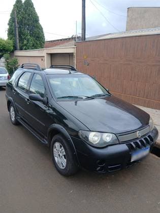 Carro 1.8 MPI ADVENTURE WEEKEND 8V FLEX 4P MANUAL