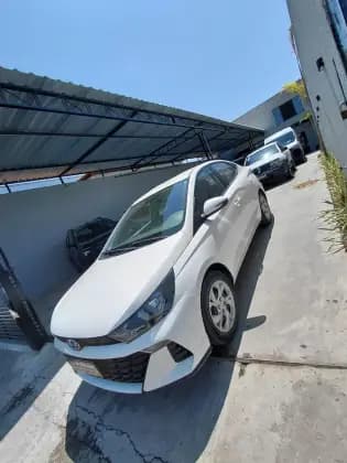 Carro 1.0 12V FLEX LIMITED PLUS MANUAL