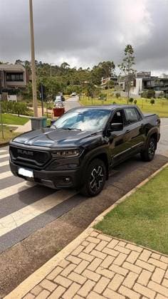 Carro 2.2 TURBO DIESEL REBEL 4X4 AUTOMÁTICO