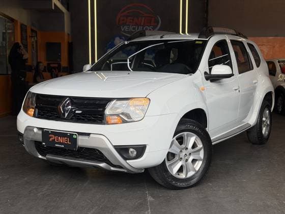 Carro 1.6 DYNAMIQUE 4X2 16V FLEX 4P MANUAL