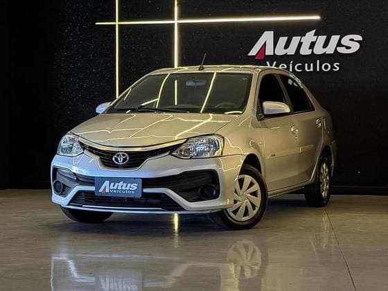 Carro 1.5 XS 16V FLEX 4P MANUAL