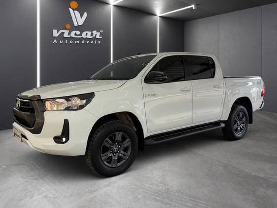 Carro 2.8 D-4D TURBO DIESEL CD SR 4X4 AUTOMÁTICO