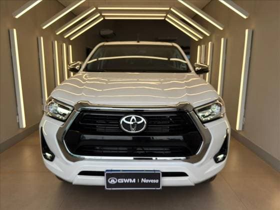 Carro 2.8 D-4D TURBO DIESEL CD SRV 4X4 AUTOMÁTICO
