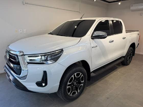 Carro 2.8 D-4D TURBO DIESEL CD SRX 4X4 AUTOMÁTICO
